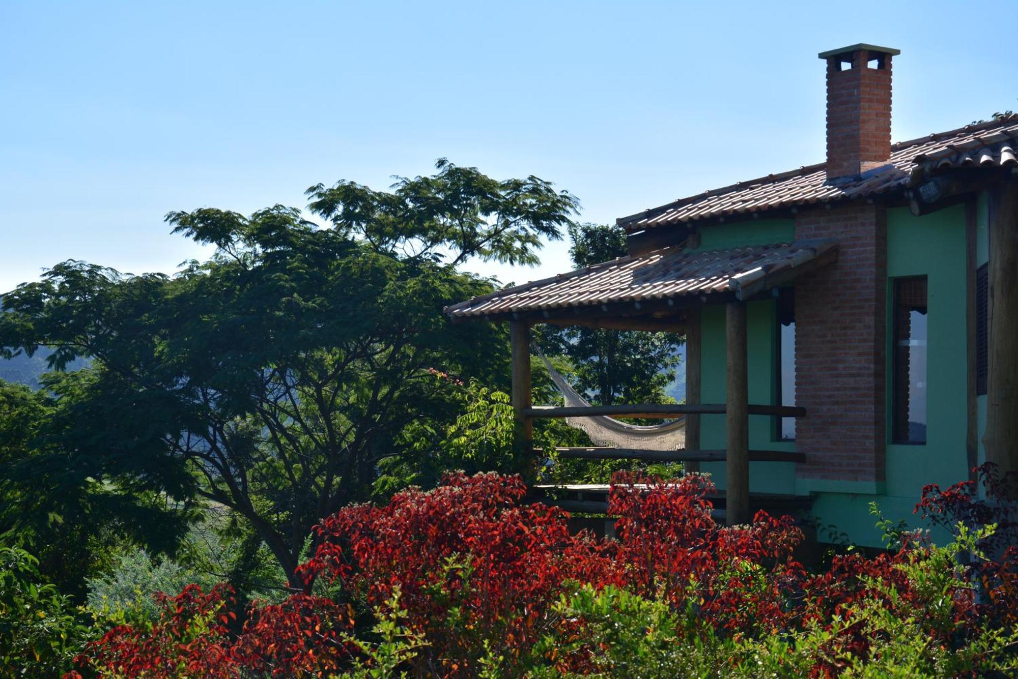 Pousada Quinta Da Serra Acomodação com café da manhã Cunha Quarto foto