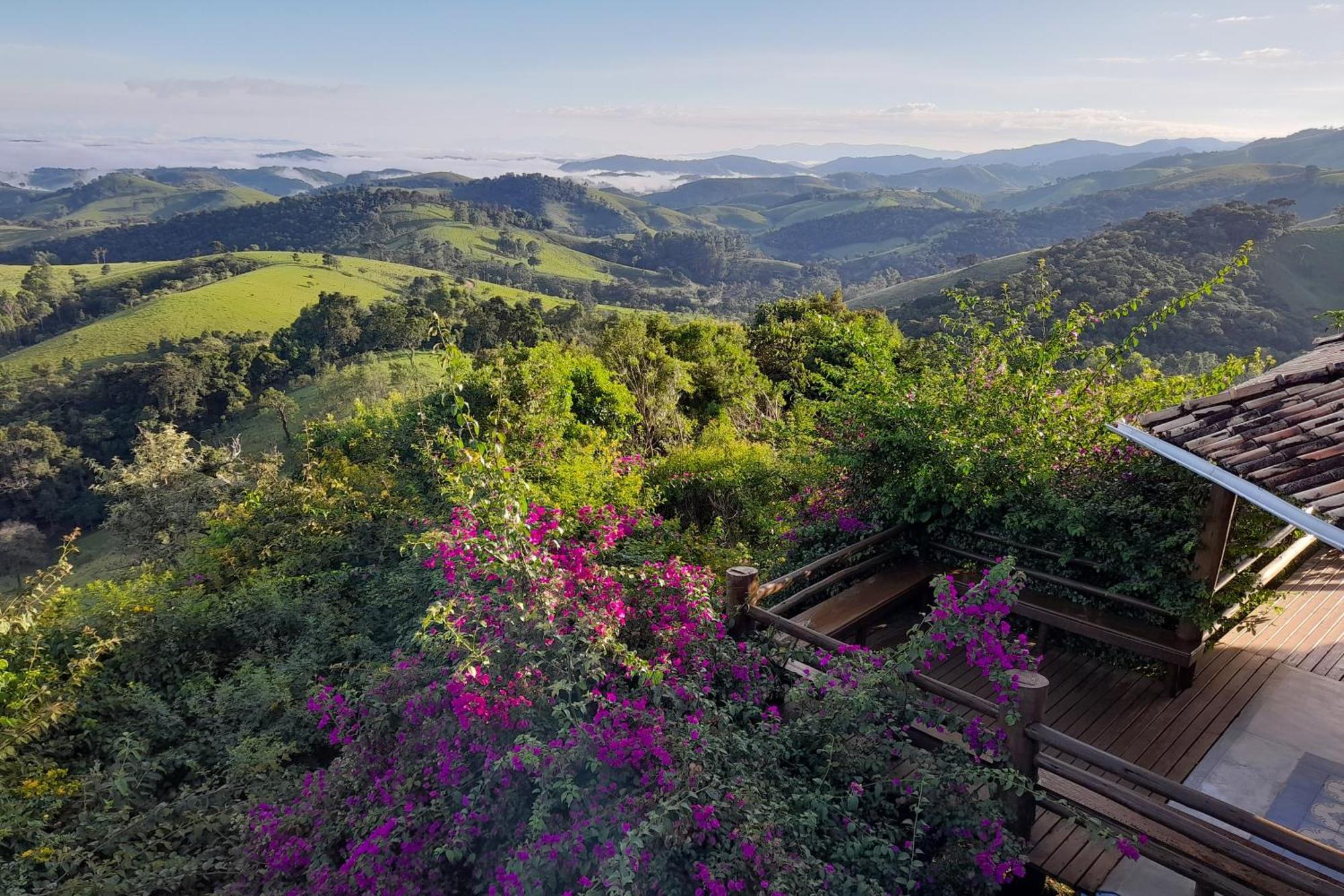 Pousada Quinta Da Serra Acomodação com café da manhã Cunha Exterior foto