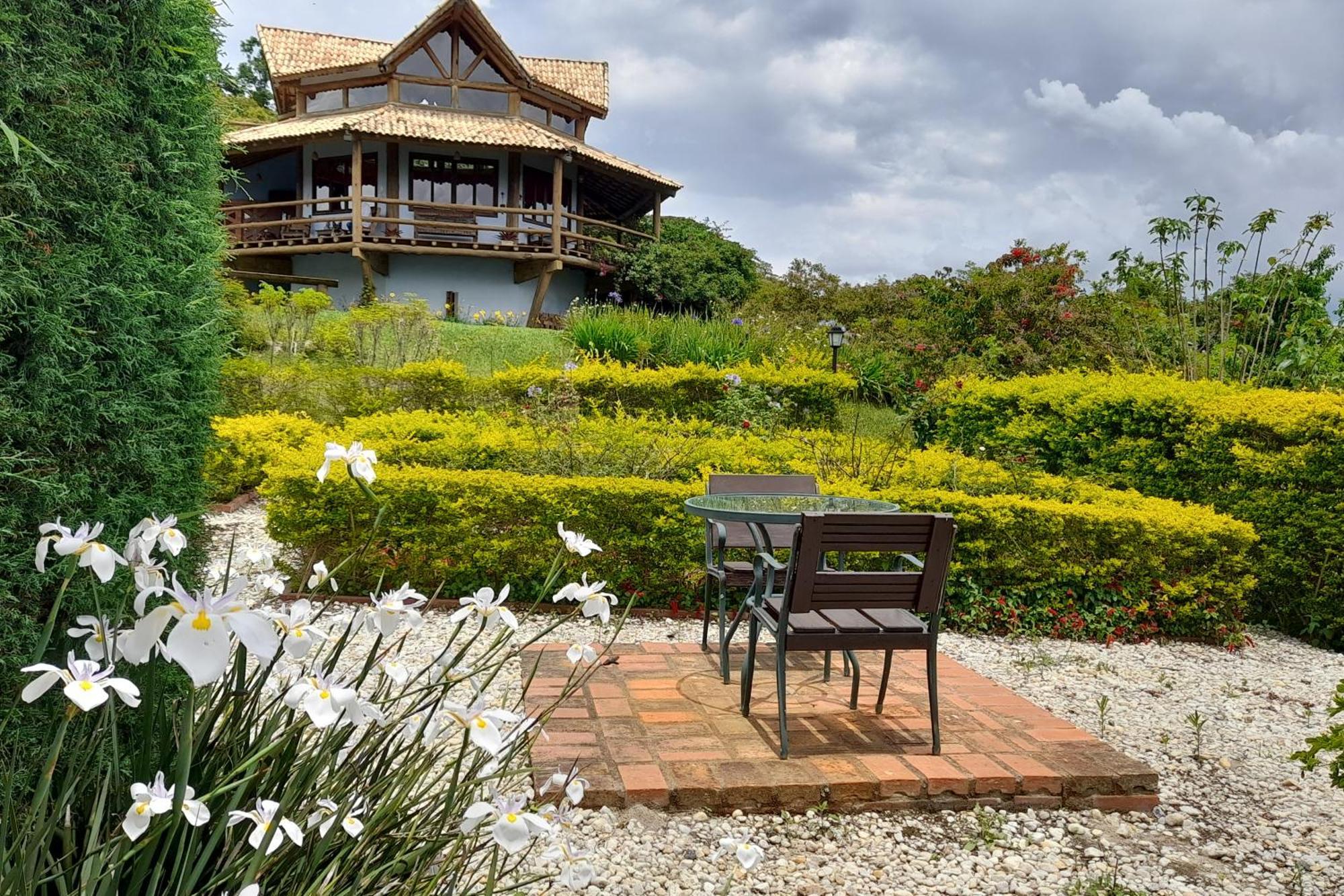 Pousada Quinta Da Serra Acomodação com café da manhã Cunha Exterior foto